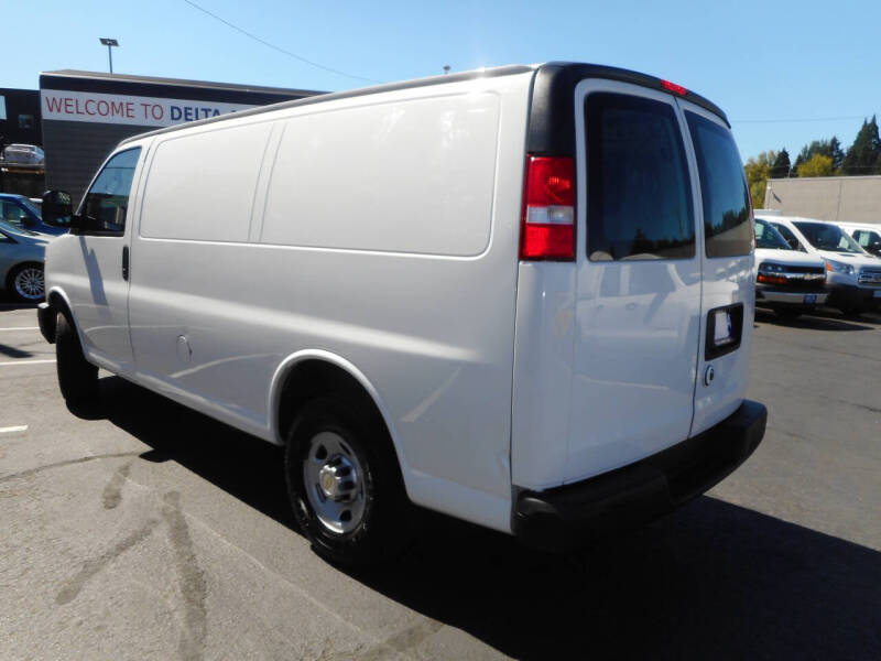 2016 Chevrolet Express 2500