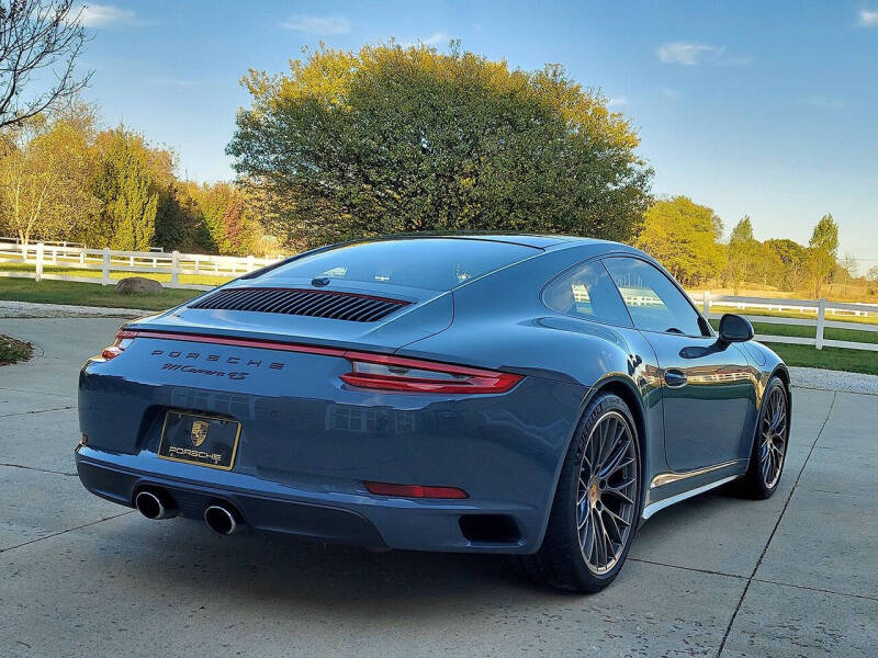 2017 Porsche 911 Carrera 4S