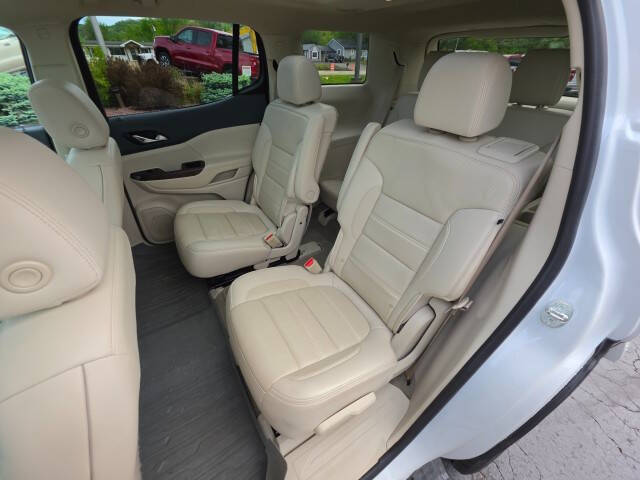 2020 GMC Acadia Denali - Photo 24