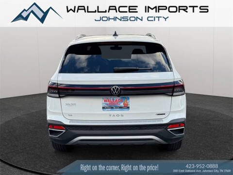 2025 Volkswagen Taos SE 4Motion