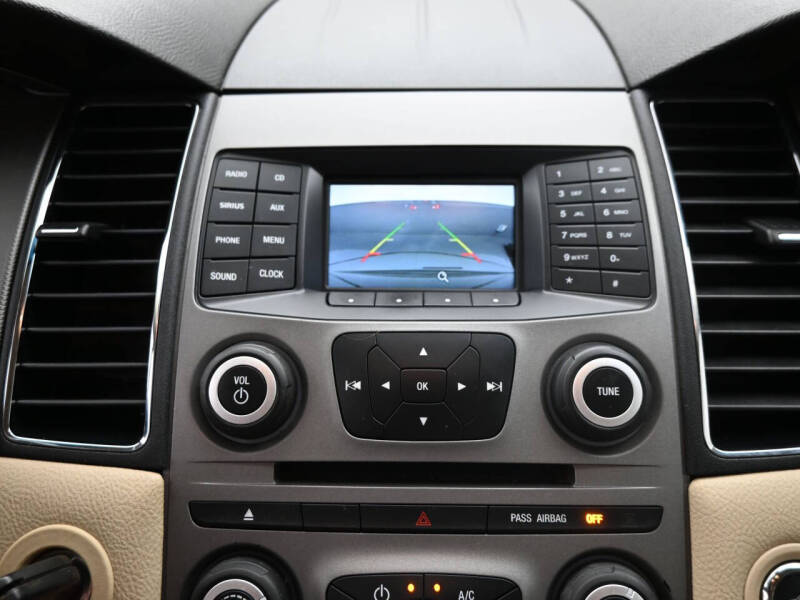 2019 Ford Taurus SE