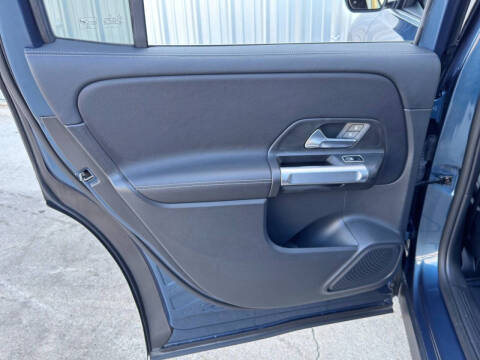 2023 Mercedes-Benz GLB GLB 250