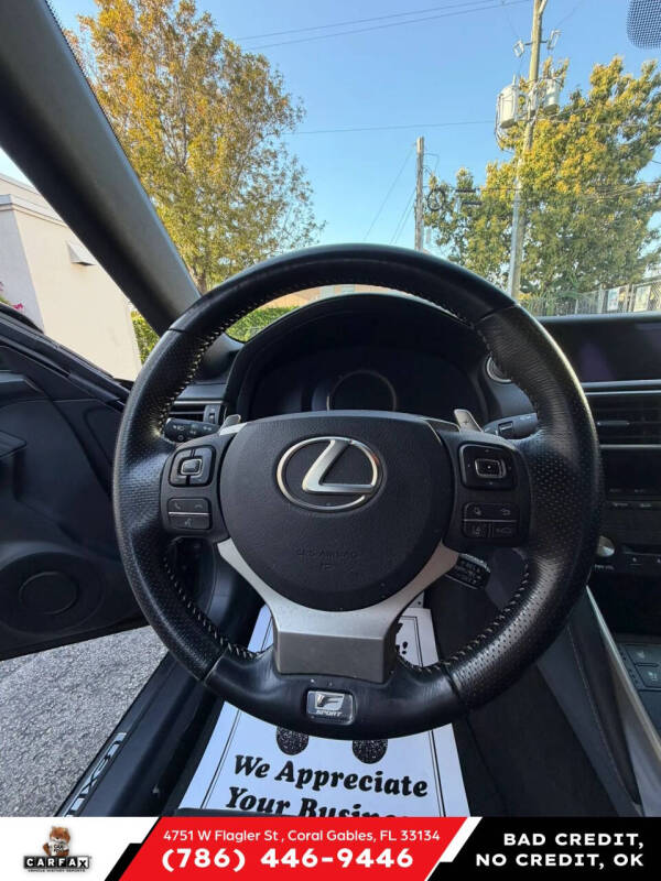 2018 Lexus IS 300