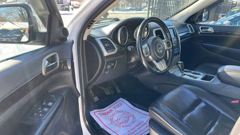 2013 Jeep Grand Cherokee Laredo