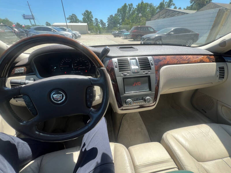 2011 Cadillac DTS Premium Collection