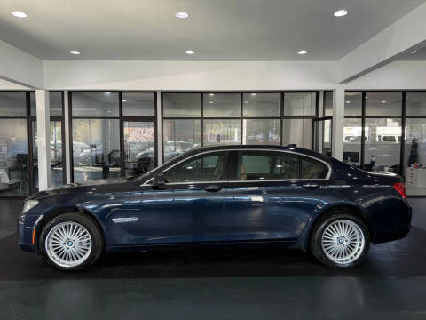 2011 BMW 7 Series 740Li