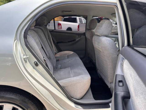 2003 Toyota Corolla LE