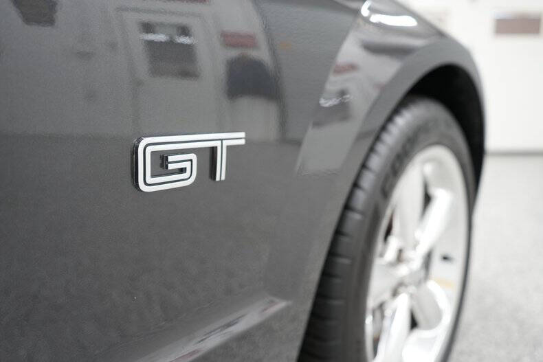2008 Ford Mustang