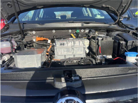 2019 Volkswagen e-Golf SE