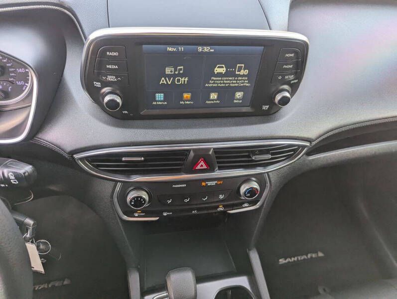 2019 Hyundai Santa Fe SE 2.4L