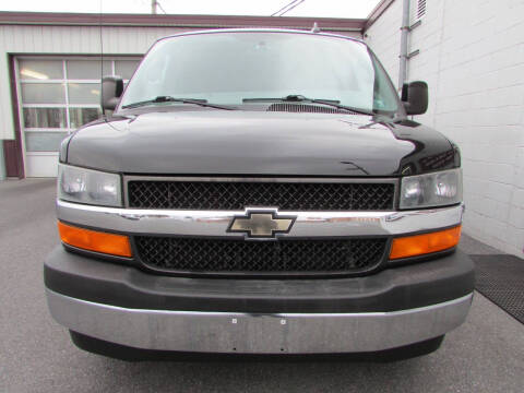2017 Chevrolet Express LT 3500