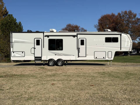 2025 Alliance RV Avenue