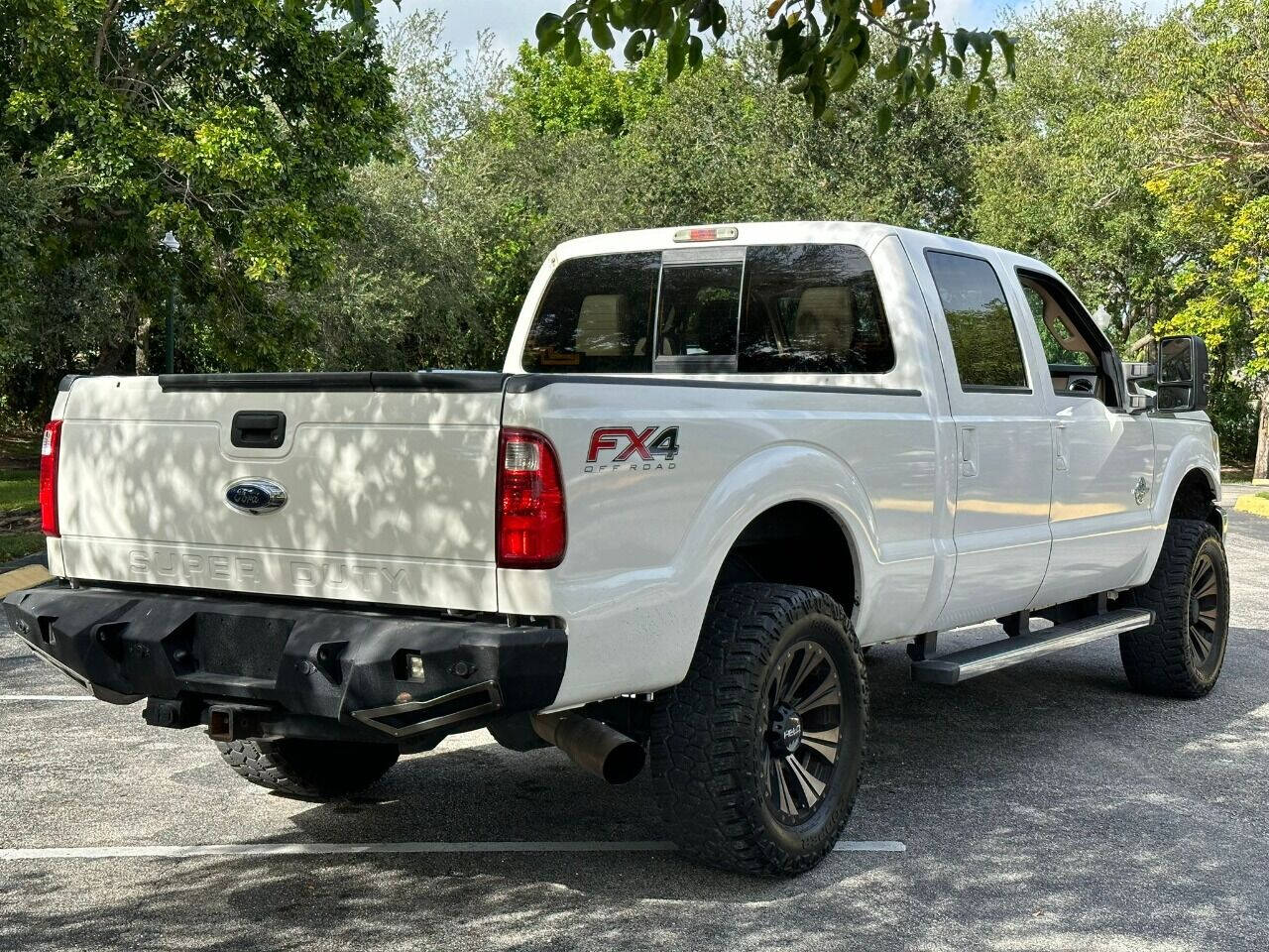 2015 FORD F-350 Pickup - $29,995
