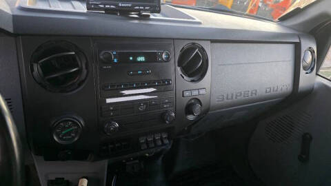 2013 Ford F-750 Super Duty