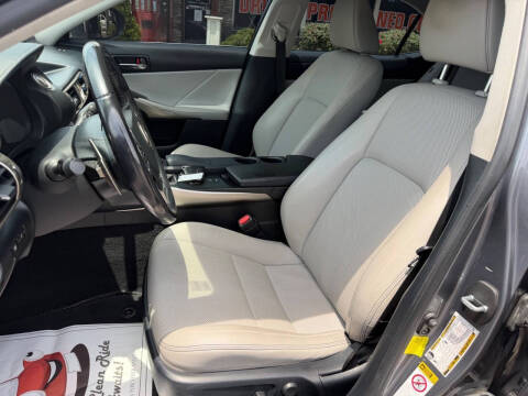 2015 Lexus IS 250