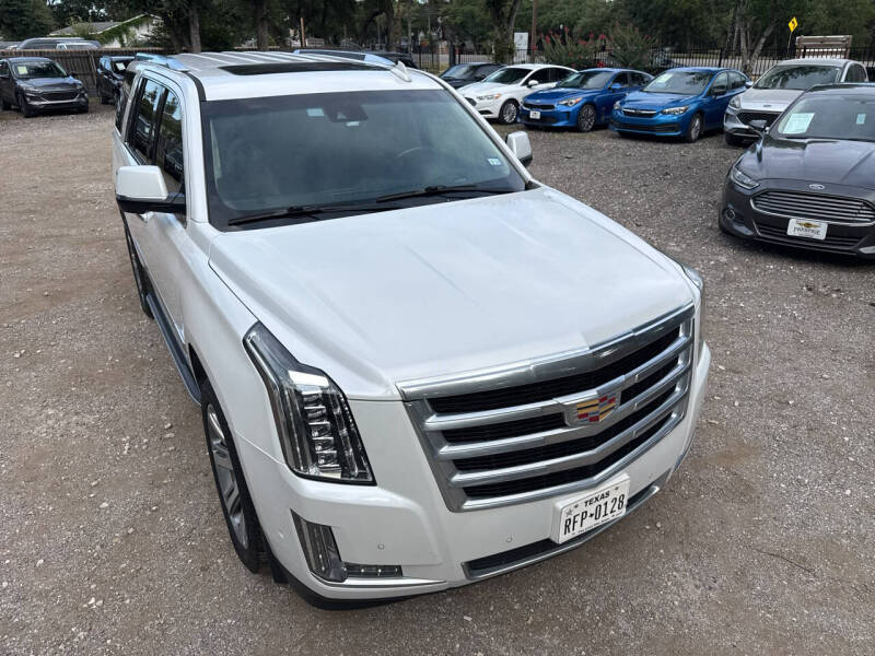 2019 Cadillac Escalade Luxury