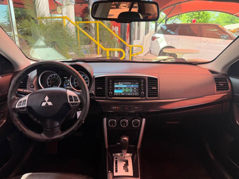 2017 Mitsubishi Lancer ES