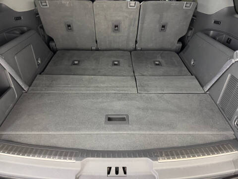 2019 Lincoln Navigator Select