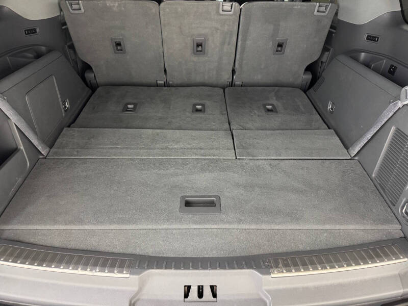 2019 Lincoln Navigator Select