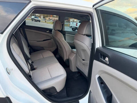 2018 Hyundai Tucson SE