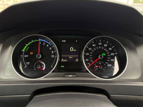 2016 Volkswagen e-Golf SE