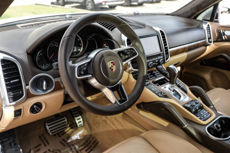 2016 Porsche Cayenne Turbo