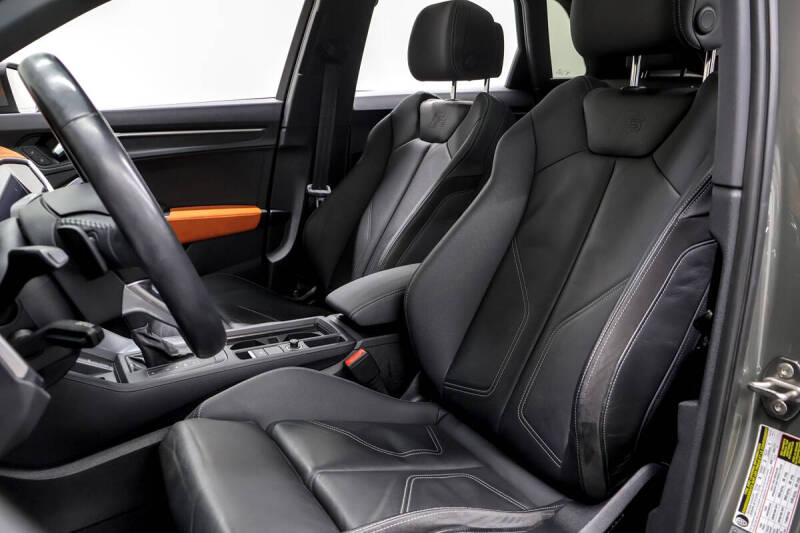 2019 Audi Q3 quattro S line Prem Plus 45 TFSI