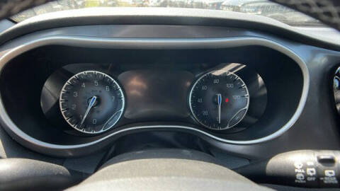 2026 Chrysler Voyager LX