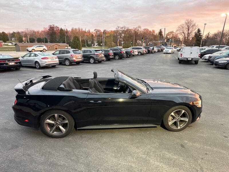 2016 Ford Mustang V6