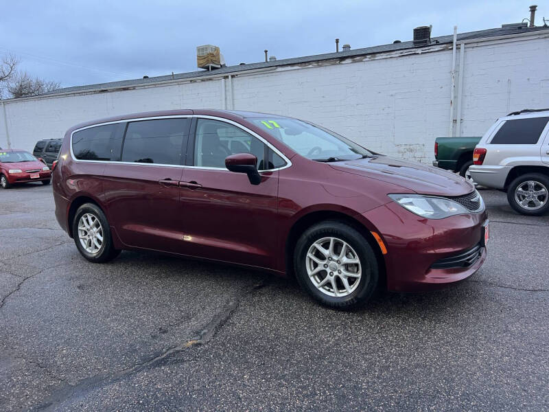 2017 Chrysler Pacifica Touring