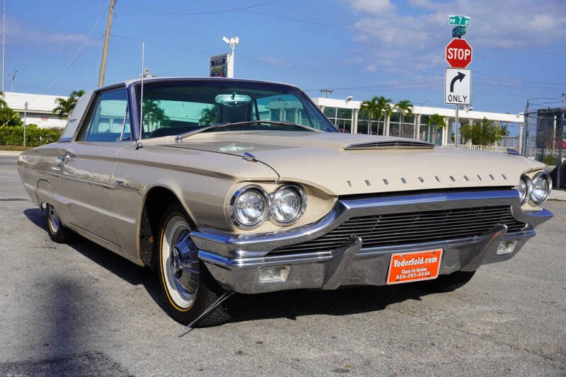 1964 Ford Thunderbird