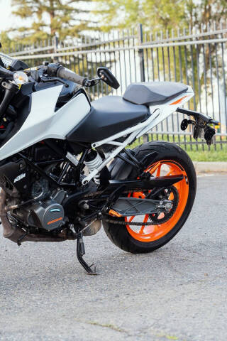 2021 KTM 200 Duke