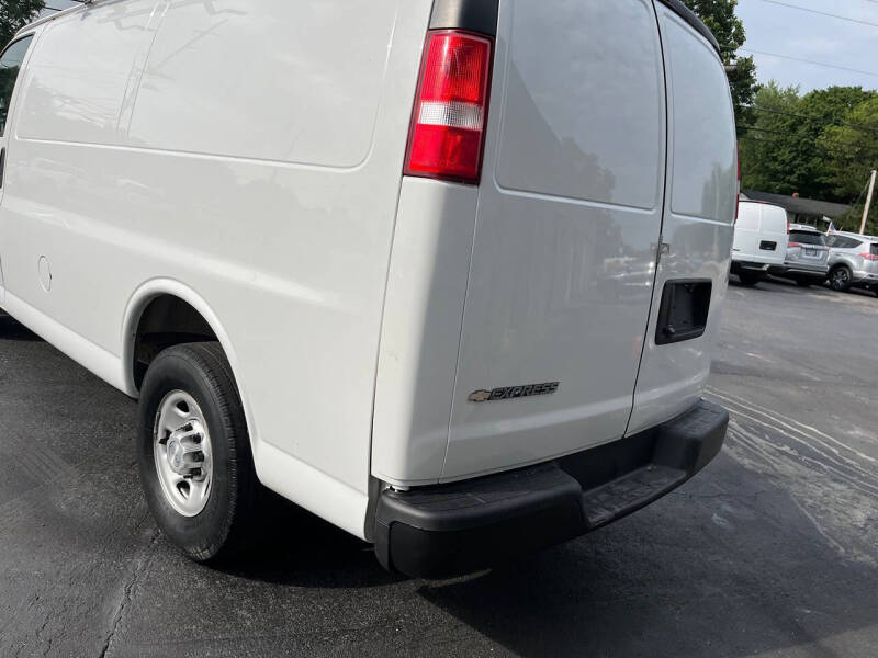 2018 Chevrolet Express 2500
