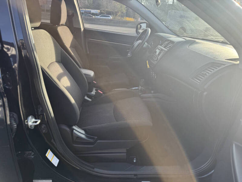 2017 Mitsubishi Outlander Sport LE