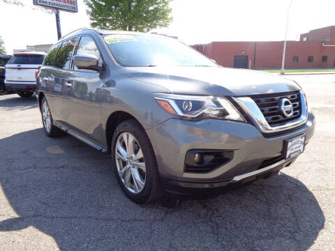 2019 Nissan Pathfinder SL