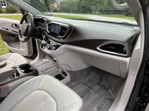 2017 Chrysler Pacifica