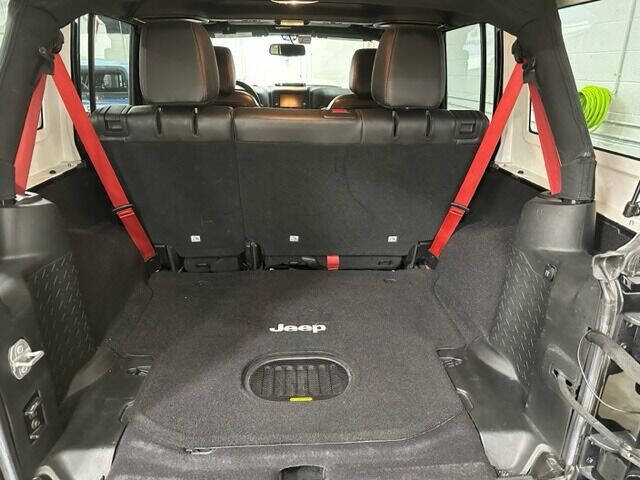 2017 Jeep Wrangler Unlimited Rubicon Recon