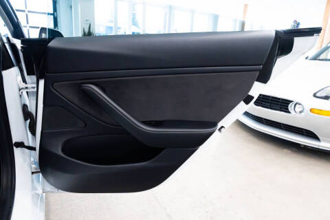 2019 Tesla Model 3 Mid Range