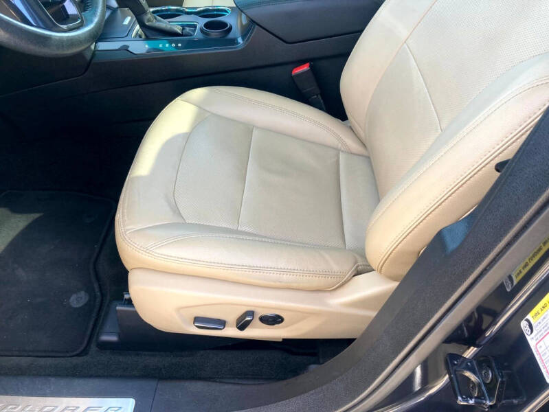 2017 Ford Explorer Limited