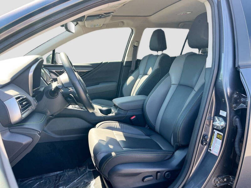 2024 Subaru Outback Onyx Edition XT