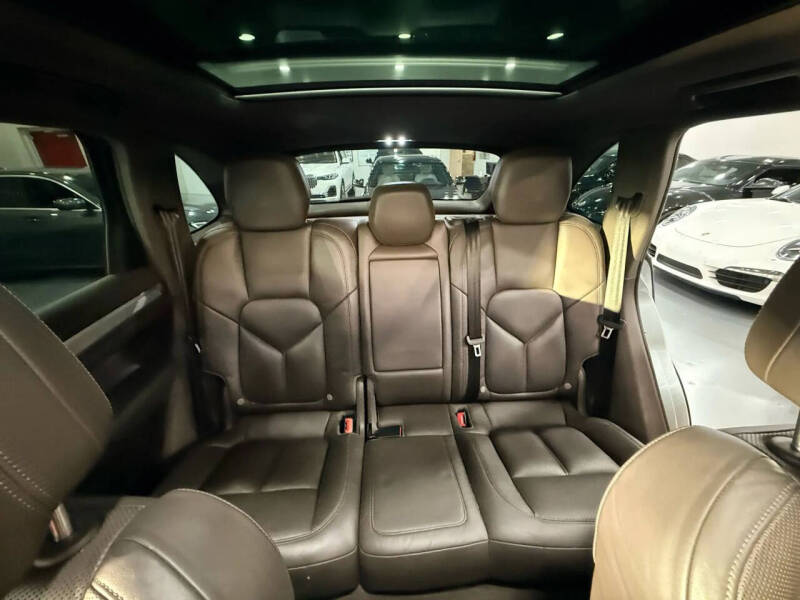 2017 Porsche Cayenne