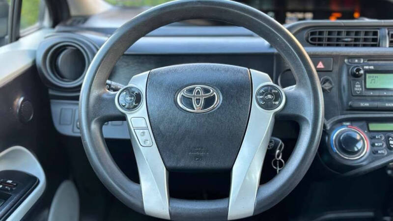 2014 Toyota Prius c Two