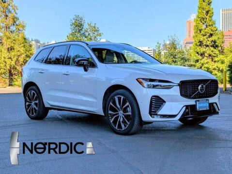2023 Volvo XC60 B5 Plus Dark Theme