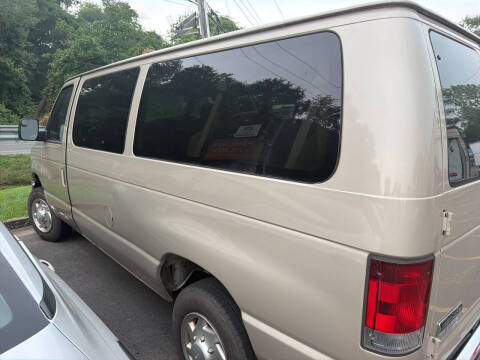 2012 Ford E-Series E-350 SD XLT