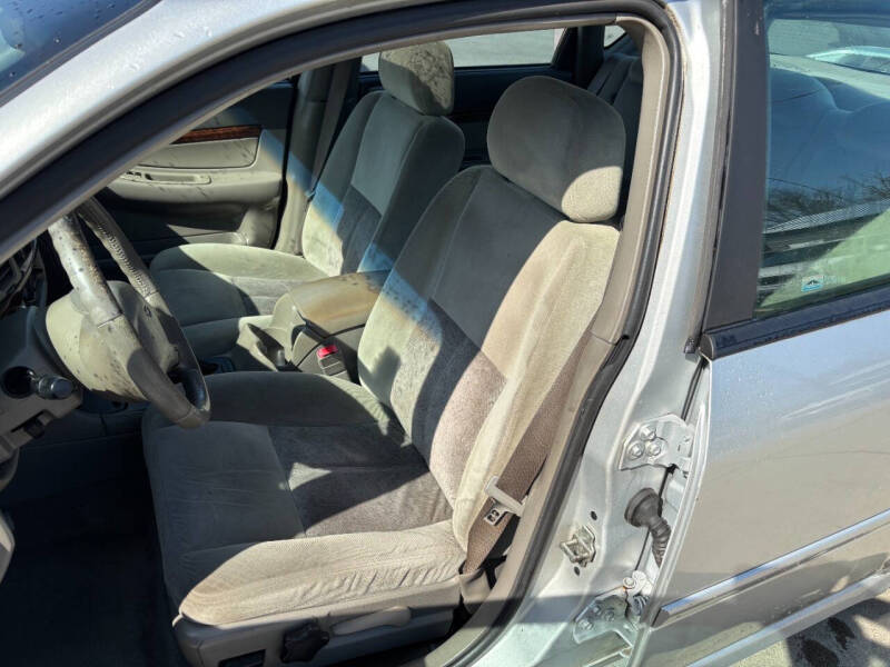 2004 Chevrolet Impala LS
