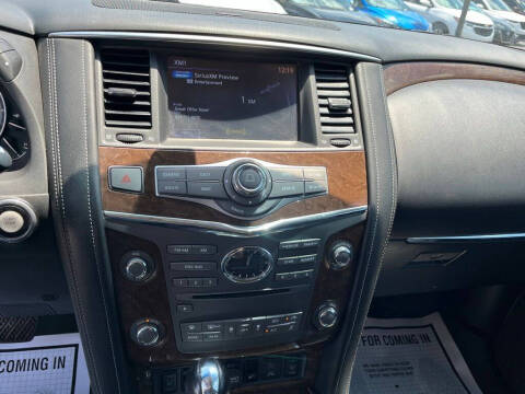 2017 Infiniti QX80