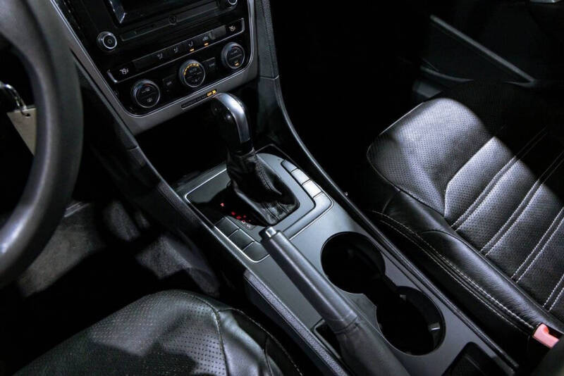 2017 Volkswagen Passat 1.8T S