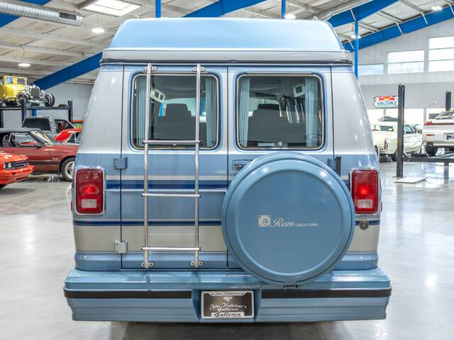 1988 Dodge Ram Van B350