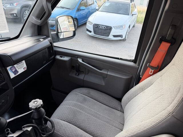 2017 Chevrolet Express 2500