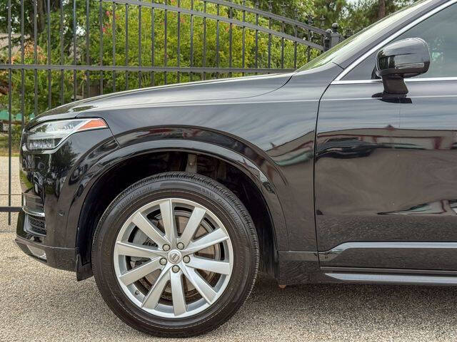 2016 Volvo XC90 T6 Momentum